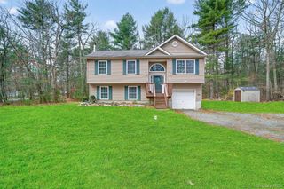135 Old Forestburg Road, Sparrowbush, NY 12780