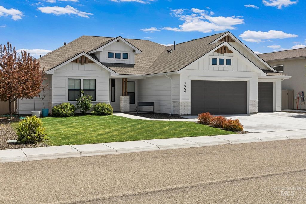 1906 N Ryde Ave, Kuna, ID 83634 photo 2