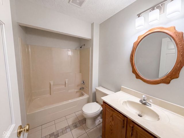 1115 Texarkana Drive, Indianapolis, IN 46231
