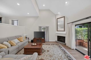 15173 Magnolia Boulevard F, Los Angeles, CA 91403