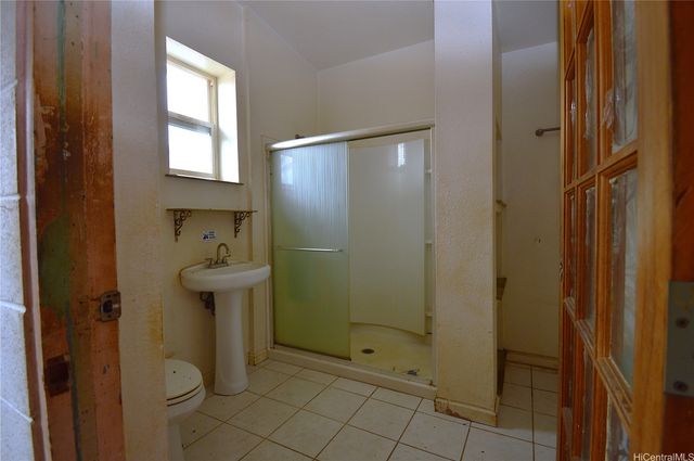 241 Kihapai Street A, Kailua, HI 96734