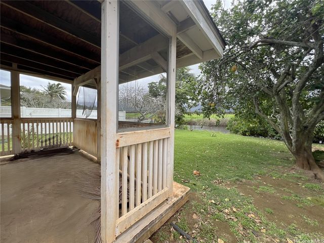 241 Kihapai Street A, Kailua, HI 96734