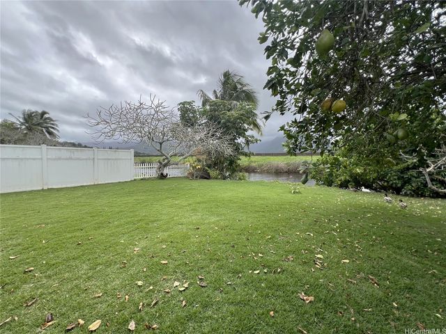 241 Kihapai Street A, Kailua, HI 96734