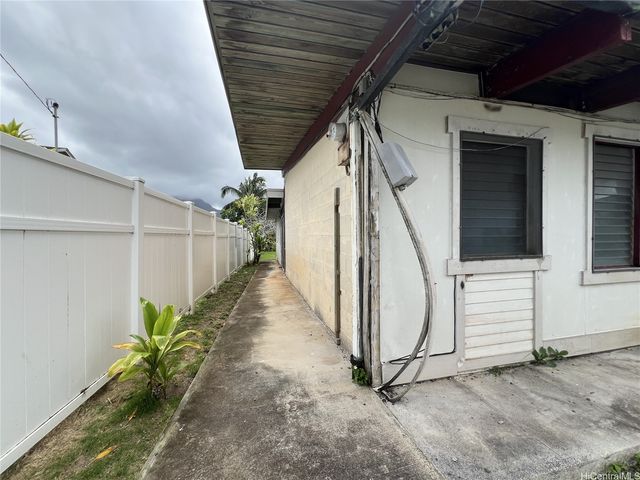241 Kihapai Street A, Kailua, HI 96734