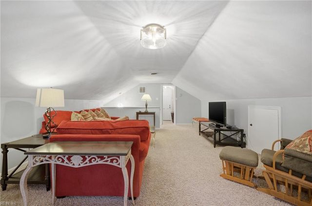 2605 Admiral DR, Virginia Beach, VA 23451