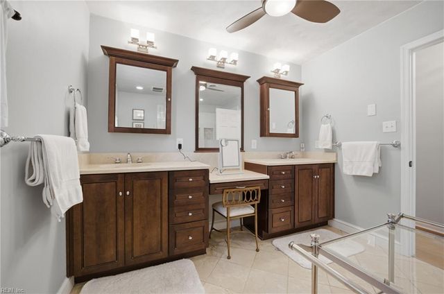 2605 Admiral DR, Virginia Beach, VA 23451