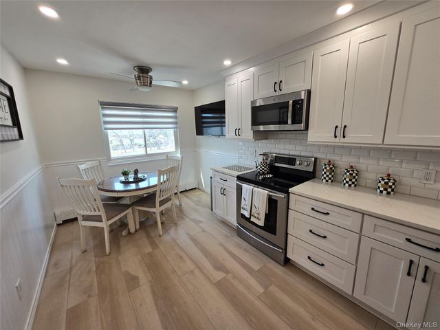 215 Terry Road 9A, Smithtown, NY 11787