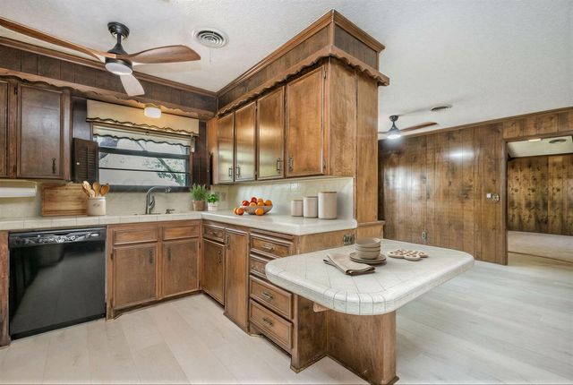 7830 CANODE Drive, Amarillo, TX 79121