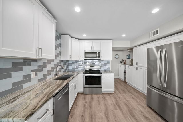 425 Bay Shore Drive UNIT 11, Panama City Beach, FL 32407