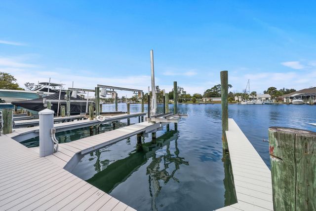 425 Bay Shore Drive UNIT 11, Panama City Beach, FL 32407