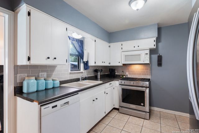 270 Goodhue Ave, San Antonio, TX 78218