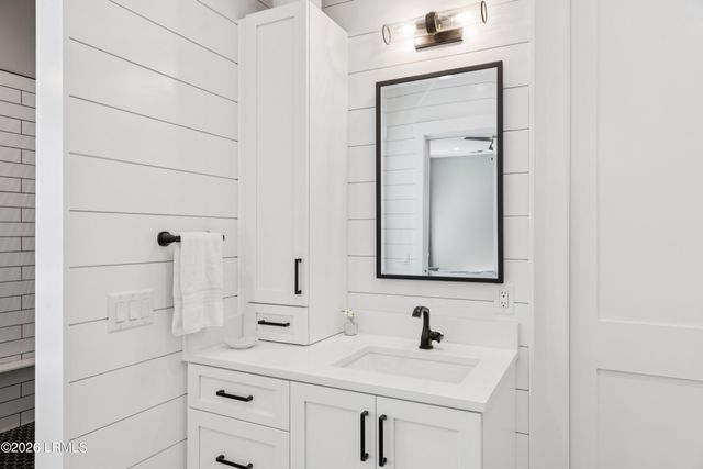 219 Jonesville Road, Hilton Head Island, SC 29926
