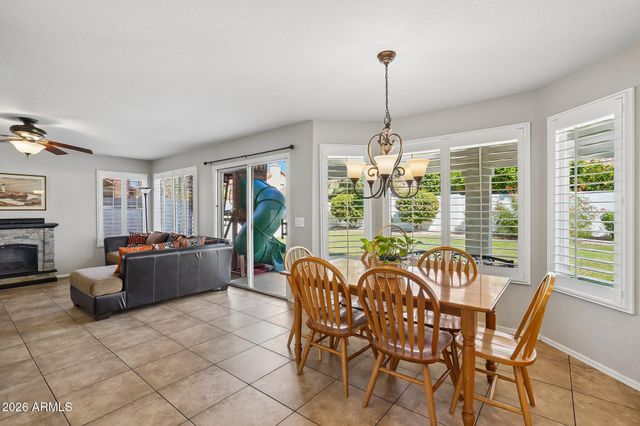 2352 W REDWOOD Drive, Chandler, AZ 85248