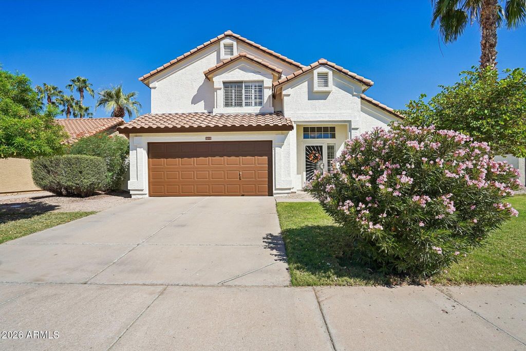 2352 W REDWOOD Drive, Chandler, AZ 85248
