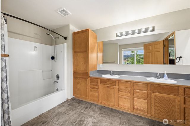 17837 Gilbert Street SE, Tenino, WA 98589