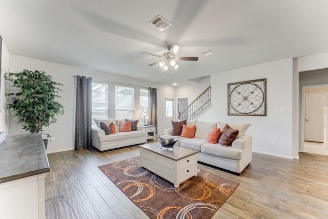 2215 Hidden Embers Path, Fresno, TX 77545