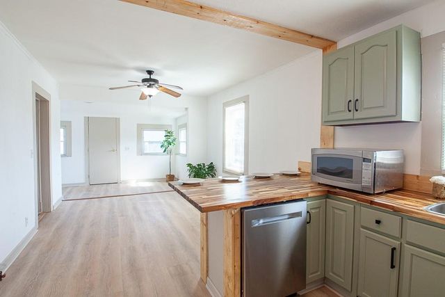 100 Neal Street, Calhoun, GA 30701