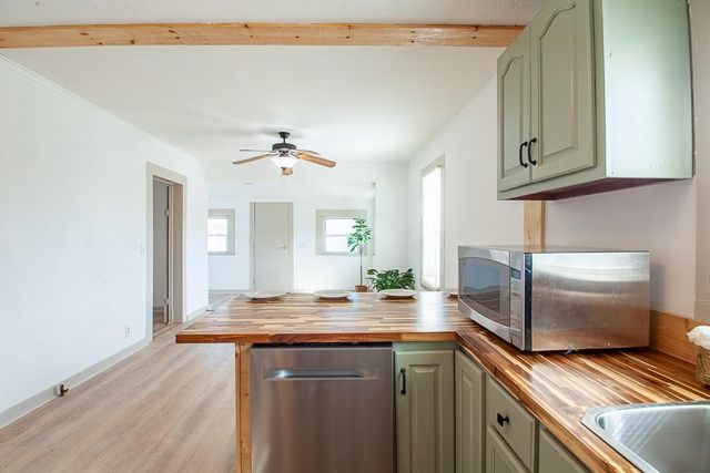 100 Neal Street, Calhoun, GA 30701