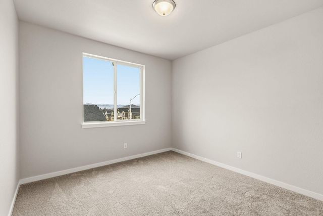 669 Old Waverly Way 20, Eagle Point, OR 97524