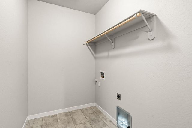 669 Old Waverly Way 20, Eagle Point, OR 97524