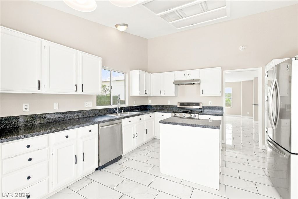 6356 Mint Frost Way, Las Vegas, NV 89108 — photo 2