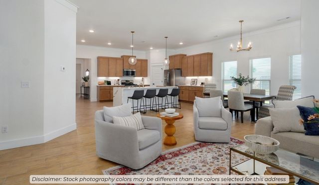 3703 N Wiley Drive, Siloam Springs, AR 72761