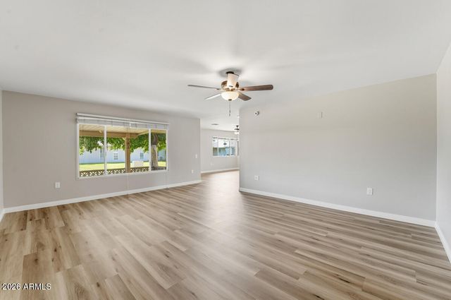 19015 N SIGNAL BUTTE Circle, Sun City, AZ 85373