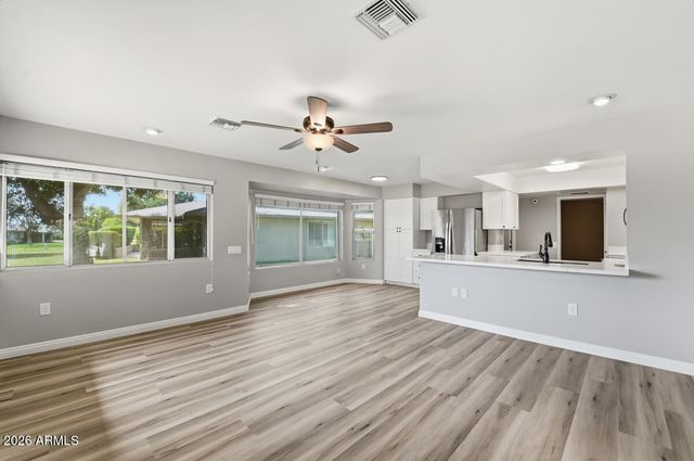 19015 N SIGNAL BUTTE Circle, Sun City, AZ 85373