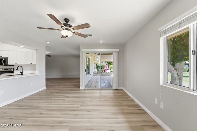 19015 N SIGNAL BUTTE Circle, Sun City, AZ 85373