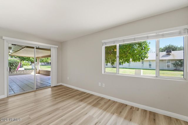 19015 N SIGNAL BUTTE Circle, Sun City, AZ 85373