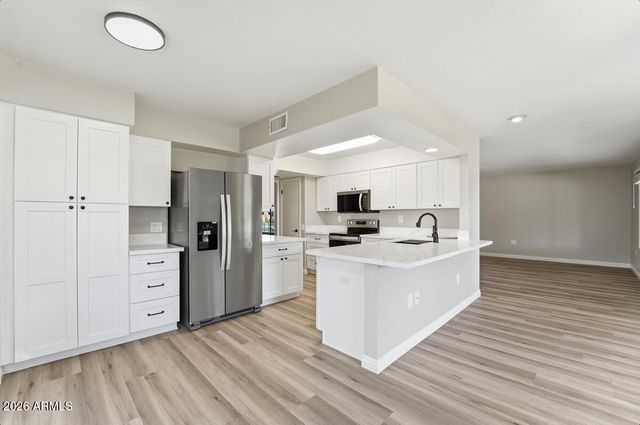 19015 N SIGNAL BUTTE Circle, Sun City, AZ 85373