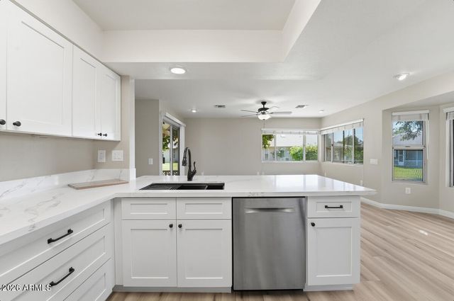 19015 N SIGNAL BUTTE Circle, Sun City, AZ 85373