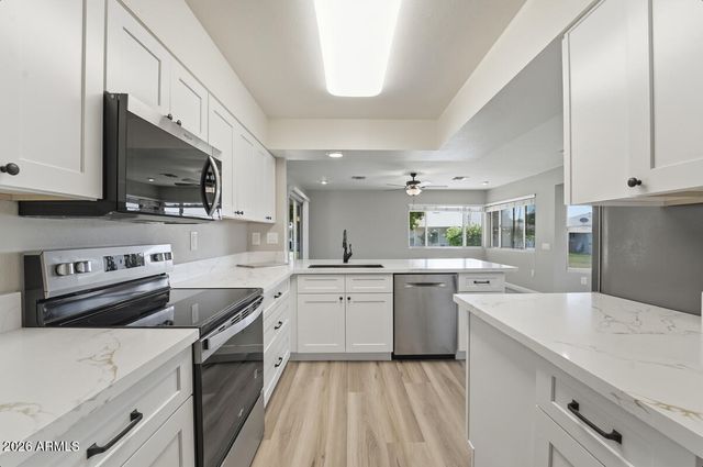 19015 N SIGNAL BUTTE Circle, Sun City, AZ 85373