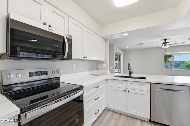 19015 N SIGNAL BUTTE Circle, Sun City, AZ 85373