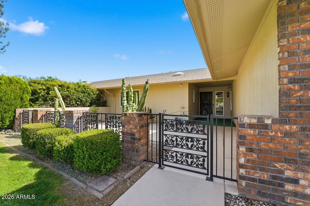 19015 N SIGNAL BUTTE Circle, Sun City, AZ 85373