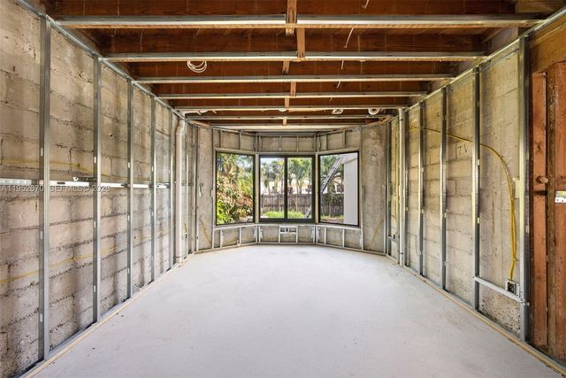 4345 Alton Rd, Miami Beach, FL 33140