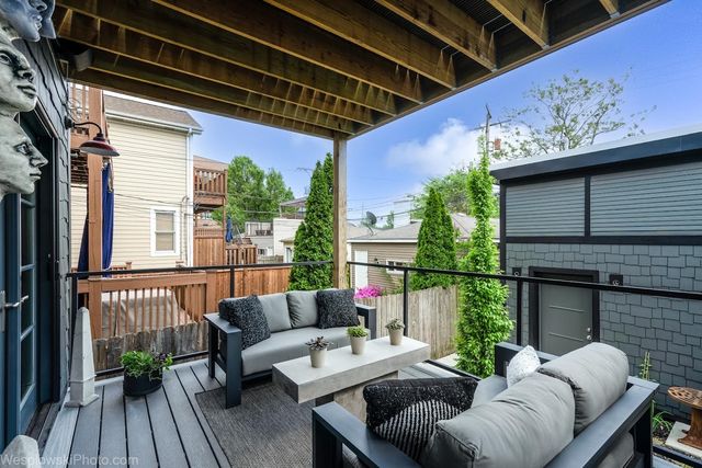 2041 W Cuyler Avenue 1, Chicago, IL 60618