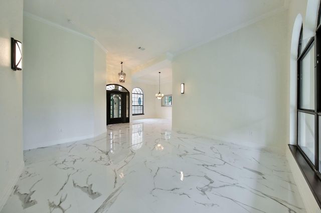 2283 Deer Cove Trail, Kingwood, TX 77339