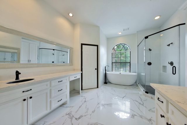 2283 Deer Cove Trail, Kingwood, TX 77339