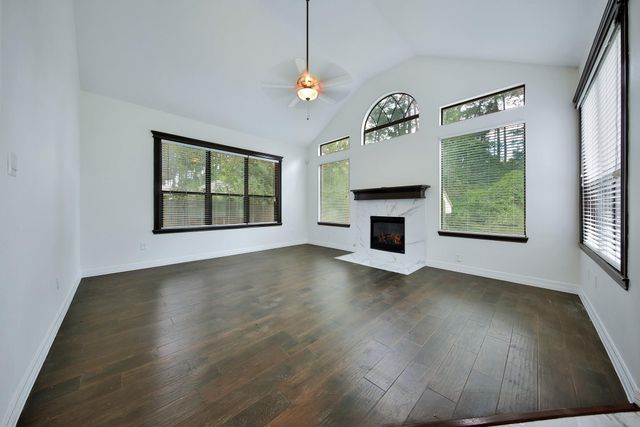 2283 Deer Cove Trail, Kingwood, TX 77339
