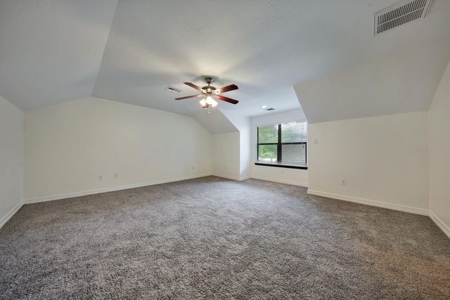 2283 Deer Cove Trail, Kingwood, TX 77339