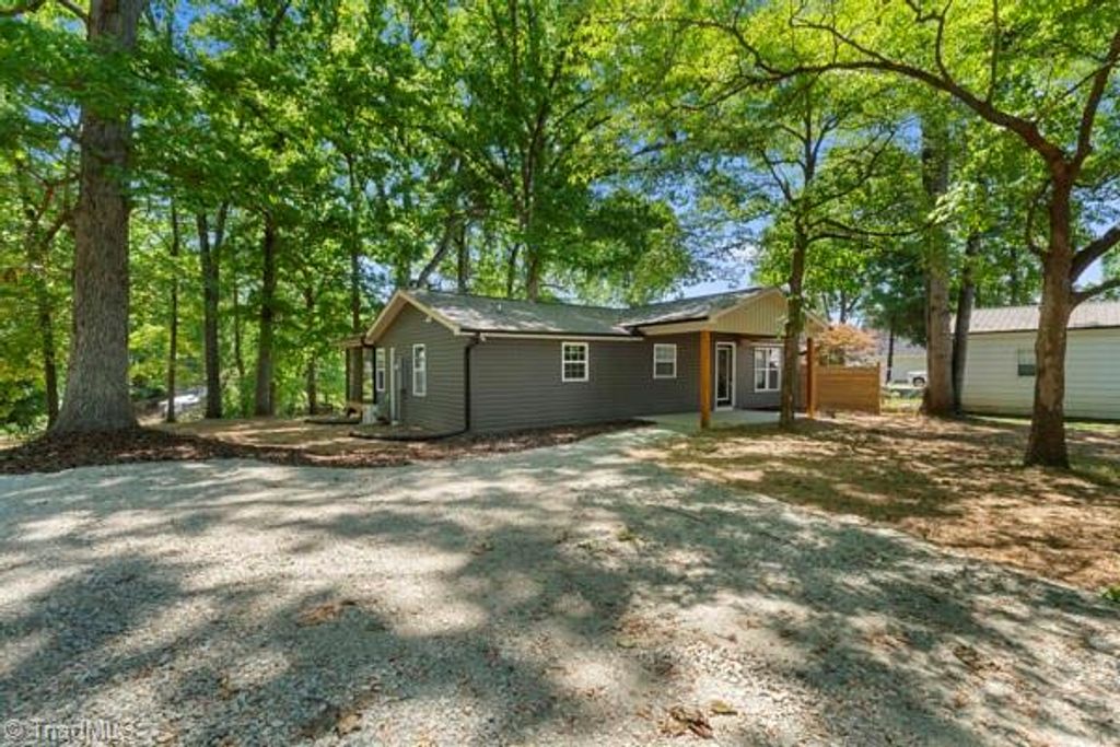 4209 Old Mountain Road, Lexington, NC 27292