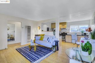 2327 10Th St 4, Berkeley, CA 94710