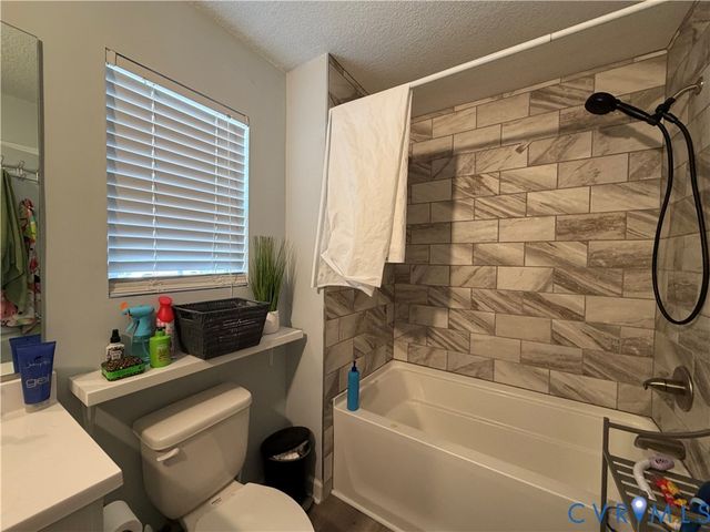 1124 Myrtle St, Suffolk, VA 23434