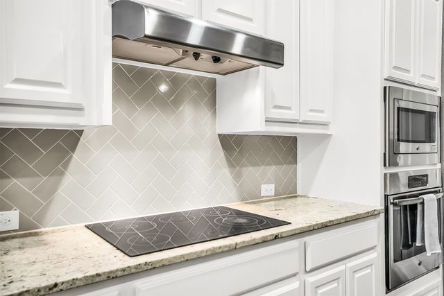 6913 Barolo Drive, Rowlett, TX 75088