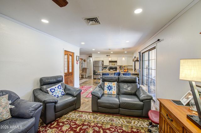 1049 W FRITO Avenue, Mesa, AZ 85210