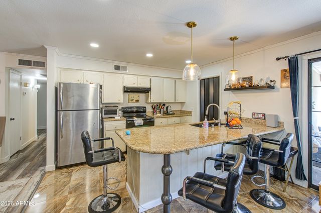 1049 W FRITO Avenue, Mesa, AZ 85210