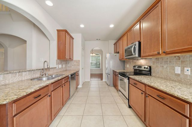 6015 Biltmore Court, Rosenberg, TX 77471