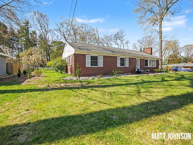 211 Country Club Road, Whitehall, MI 49461