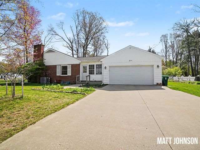 211 Country Club Road, Whitehall, MI 49461